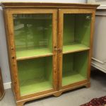 860 5699 DISPLAY CABINET